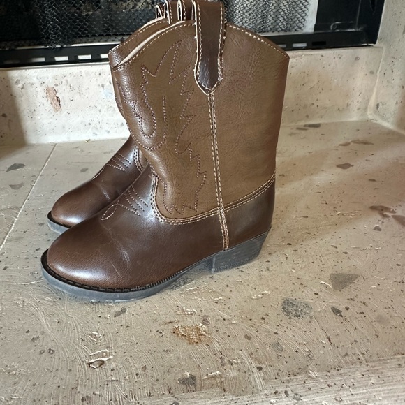 Kids Cowboy Boots size 9 - Picture 3 of 5